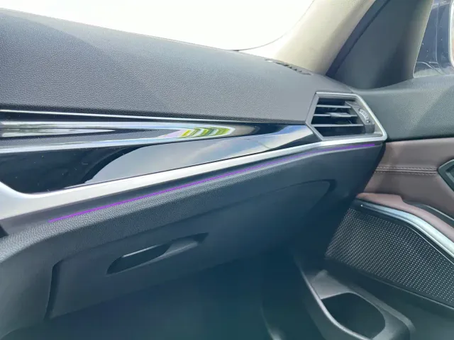 BMW 3 Series — Фото автомобиля 11