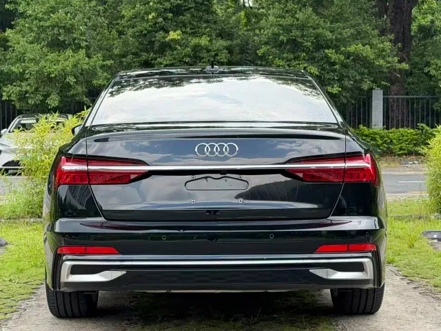 Audi A6L — Фото автомобиля 13