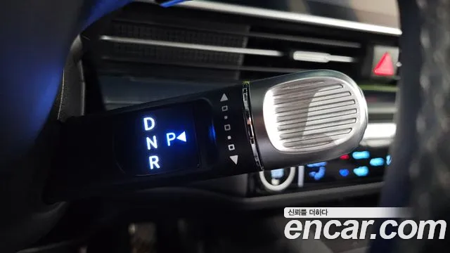 Hyundai Ioniq 6 — Фото автомобиля 9