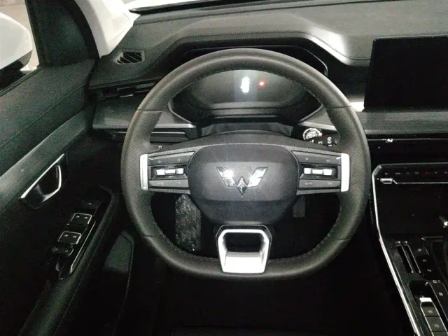 Wuling Asta — Фото автомобиля 2