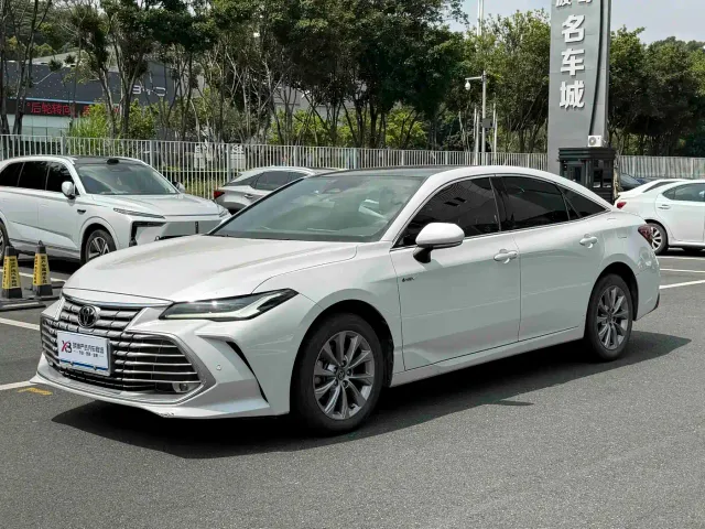 Фотография автомобиля — Toyota Avalon
