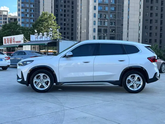 BMW X1 — Фото автомобиля 7