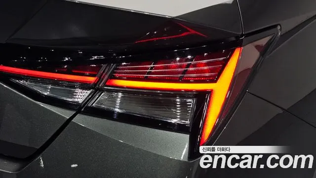 Hyundai Avante CN7 — Фото автомобиля 8