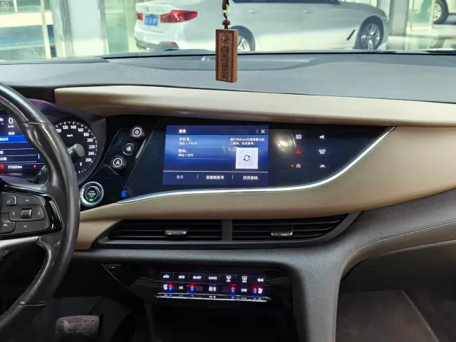 Buick Enclave — Фото автомобиля 14