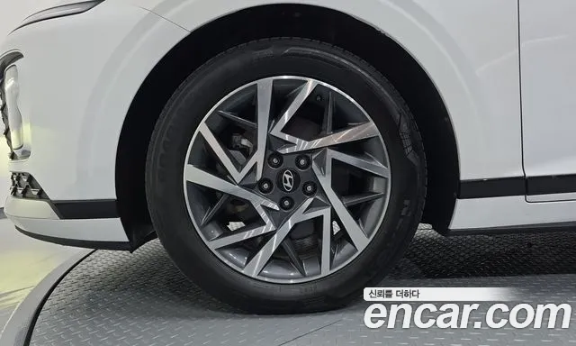 Hyundai Grandeur GN7 — Фото автомобиля 5