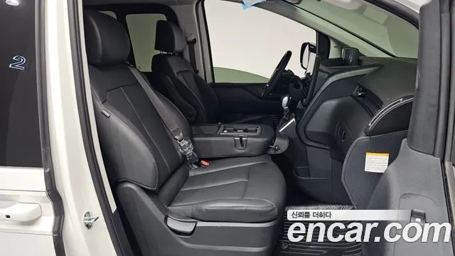 Hyundai Staria — Фото автомобиля 16
