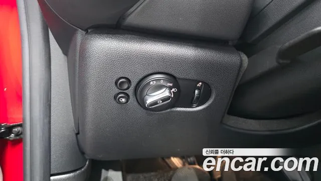 Mini Cooper Cooper Classic — Фото автомобиля 18