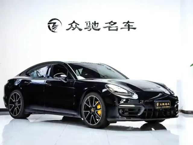 Porsche Panamera — Фото автомобиля 3
