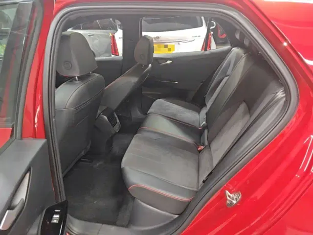 Volkswagen ID.3 — Фото автомобиля 16
