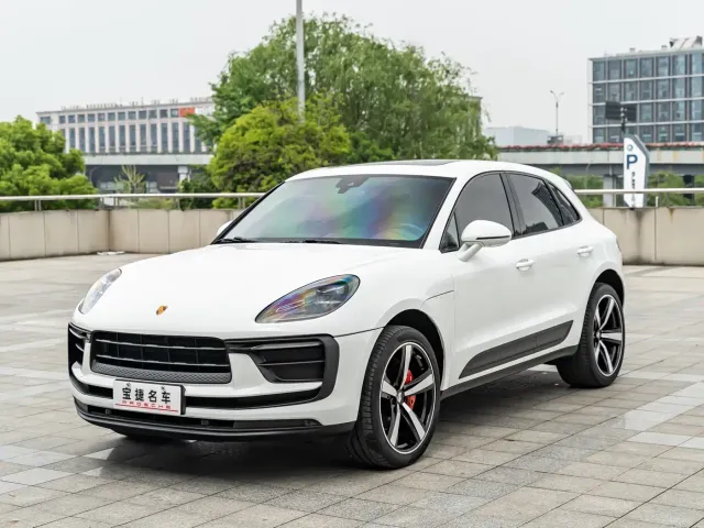 Фотография автомобиля — Porsche Macan