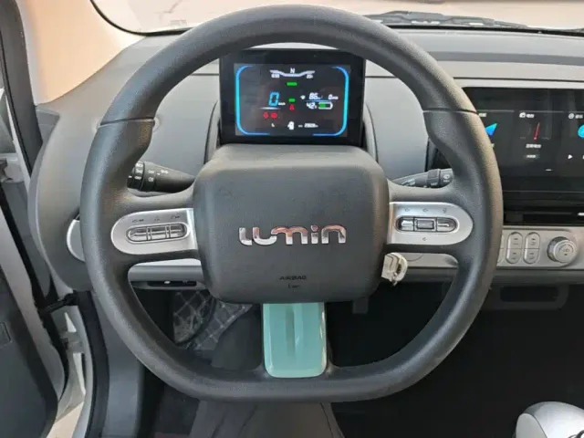 Changan Lumin — Фото автомобиля 10