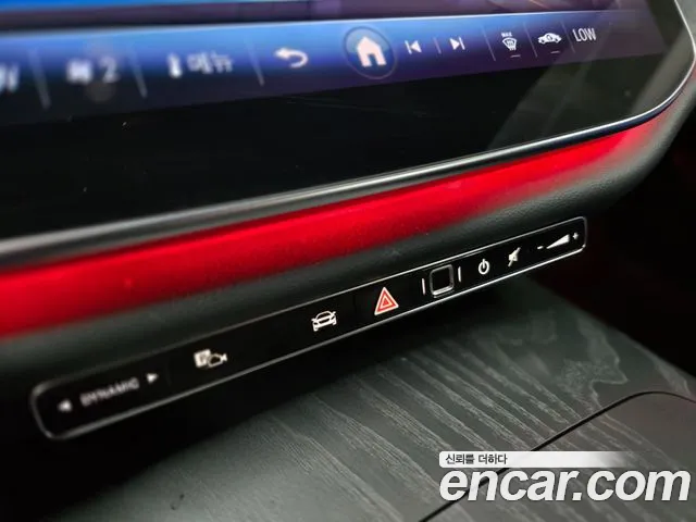 Mercedes-Benz E-Class — Фото автомобиля 14