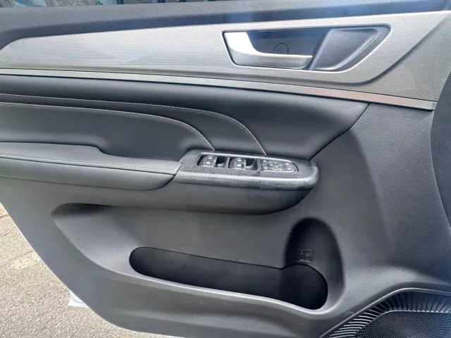 Haval M6 — Фото автомобиля 19