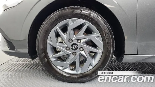 Hyundai Avante CN7 — Фото автомобиля 5