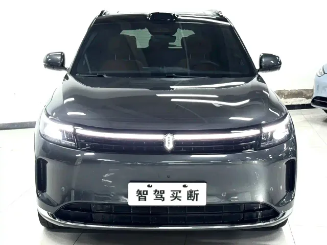 Aito M7 — Фото автомобиля 2