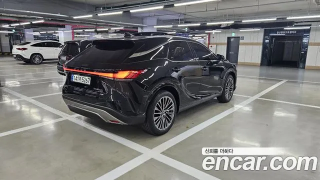 Lexus RX — Фото автомобиля 2