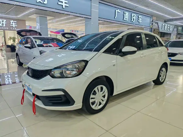 Honda Fit — Фото автомобиля 2