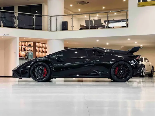 Lamborghini Huracan — Фото автомобиля 2