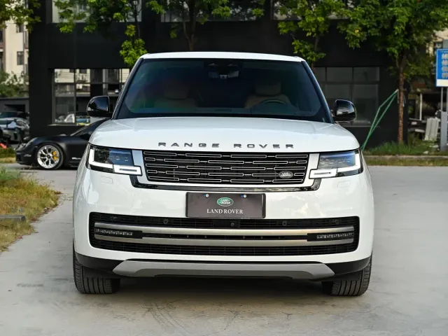 Фотография автомобиля — Land Rover Range Rover