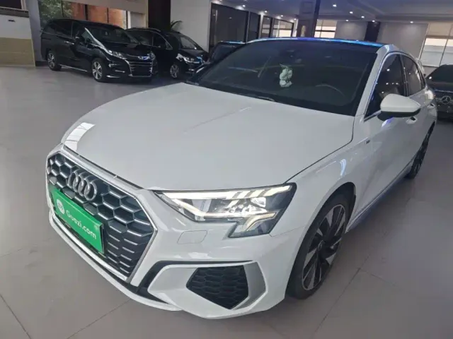 Фотография автомобиля — Audi A3