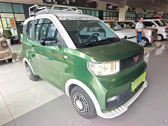 Wuling Hongguang Mini EV — Фото автомобиля 3