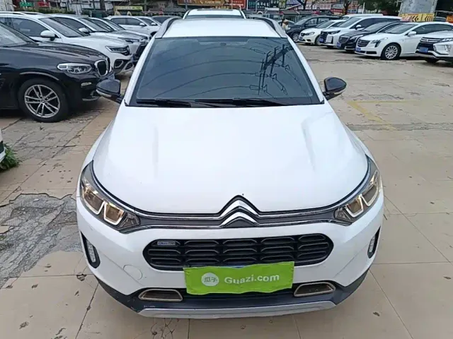 Citroen C3-XR — Фото автомобиля 2