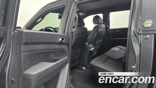 KG_Mobility_Ssangyong Rexton — Фото автомобиля 17
