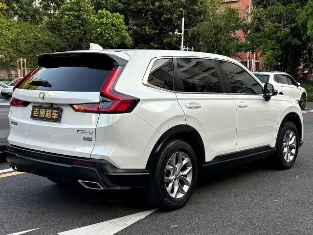 Honda CR-V — Фото автомобиля 5