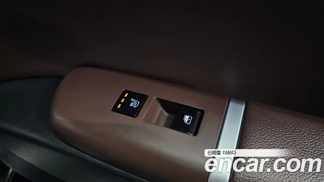 Hyundai Grandeur GN7 — Фото автомобиля 22