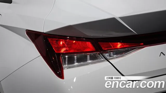 Hyundai Avante CN7 — Фото автомобиля 8