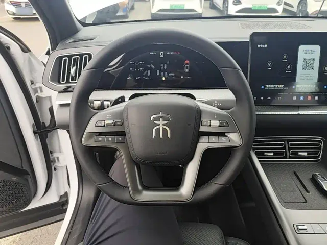 BYD Song Pro — Фото автомобиля 10