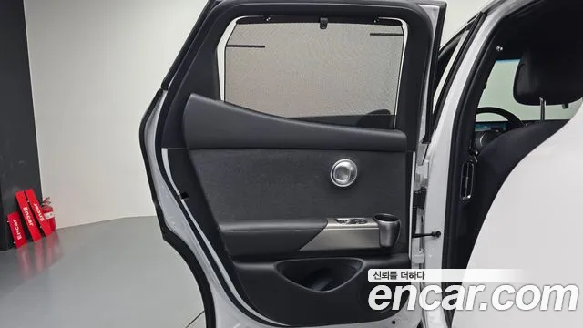 Genesis GV60 Standard — Фото автомобиля 24