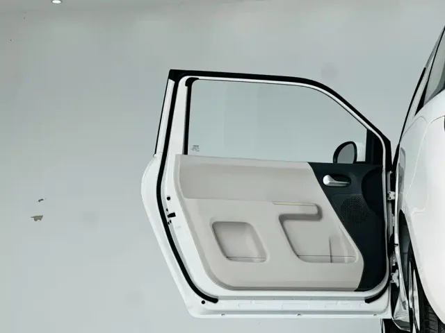 Changan Lumin — Фото автомобиля 12