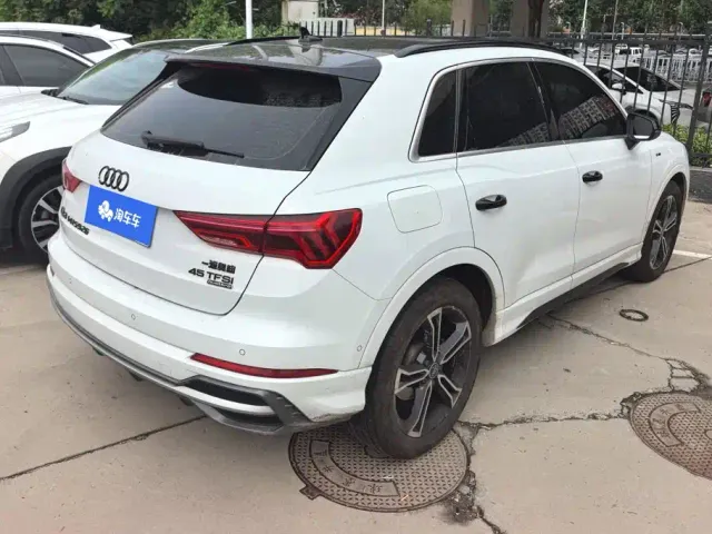 Audi Q3 — Фото автомобиля 3