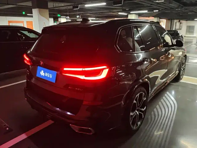 BMW X5 — Фото автомобиля 3