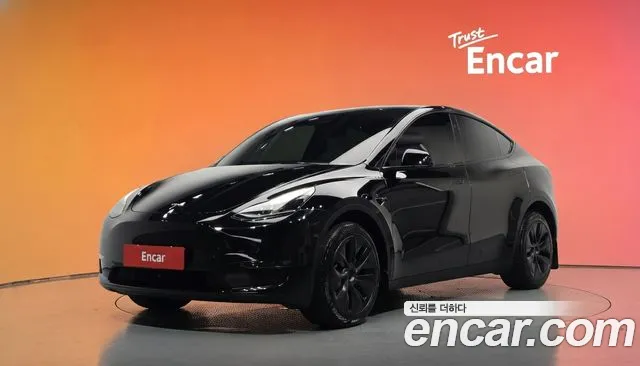 Фотография автомобиля — Tesla Model Y