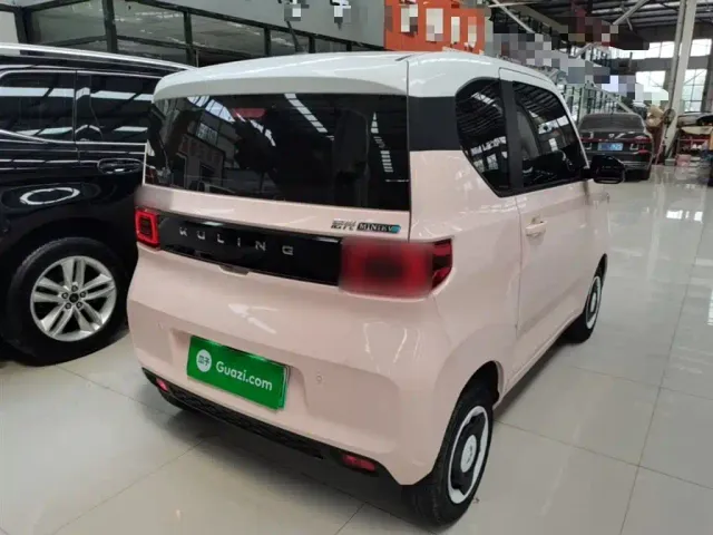 Wuling Hongguang Mini EV — Фото автомобиля 6