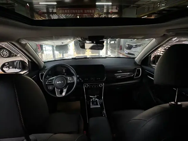 Kia Seltos — Фото автомобиля 6