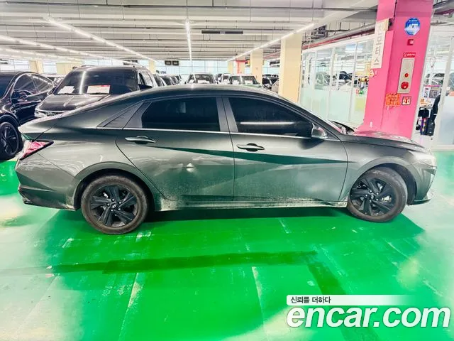 Hyundai Avante — Фото автомобиля 4