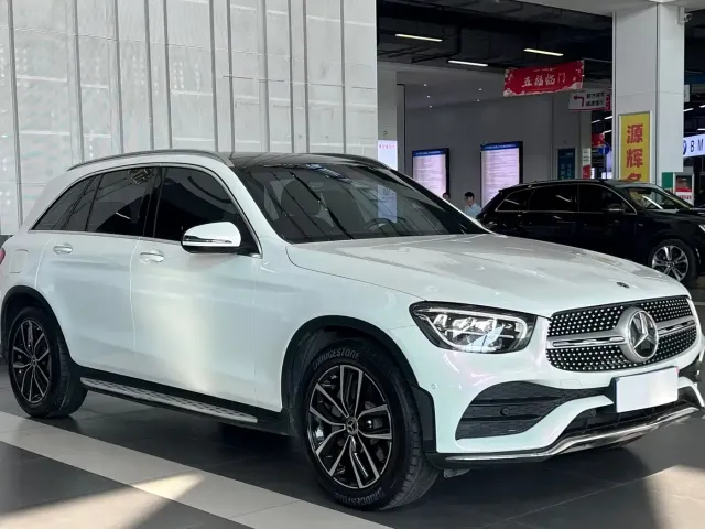 Mercedes-Benz Mercedes-Benz GLC 2022 Facelift II GLC 260 L 4MATIC Luxury — Фото автомобиля 3