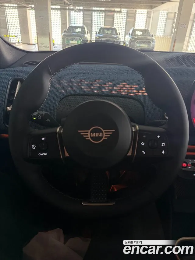 Mini Countryman — Фото автомобиля 12