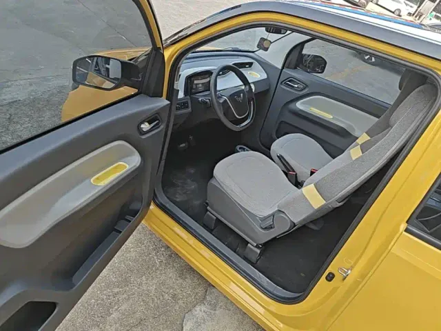 Wuling Hongguang Mini EV — Фото автомобиля 15