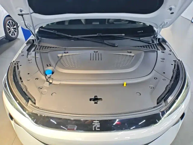 BYD Yuan PLUS — Фото автомобиля 19
