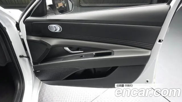 Hyundai AVANTE Новый Avante (CN7) — Фото автомобиля 24