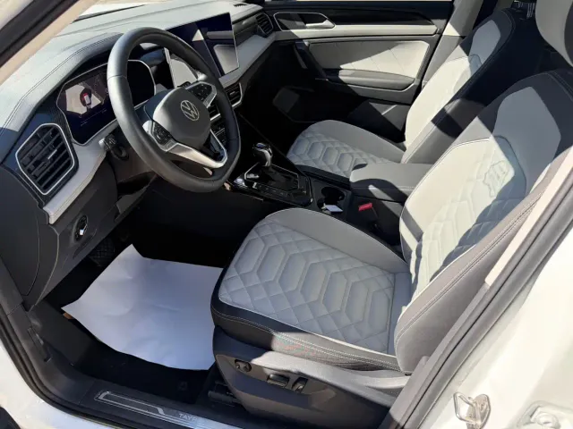 Volkswagen Tayron 2023 280TSI 2WD Luxury Plus Advanced Edition — Фото автомобиля 10