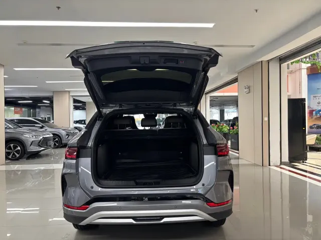 BYD Song PLUS — Фото автомобиля 7