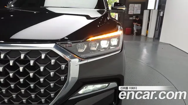 KG_Mobility_Ssangyong Rexton Rexton Arena Дизель 2.2 4WD — Фото автомобиля 16
