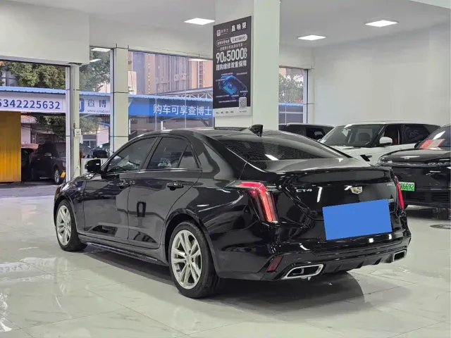 Cadillac CT4 — Фото автомобиля 4