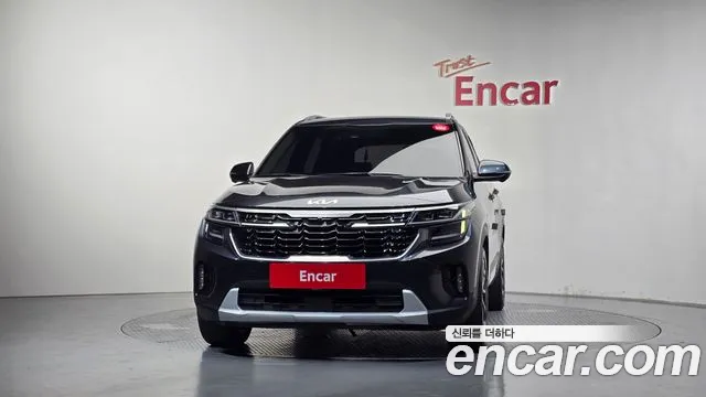 Kia Seltos Новый Seltos Бензин 2.0 2WD — Фото автомобиля 3