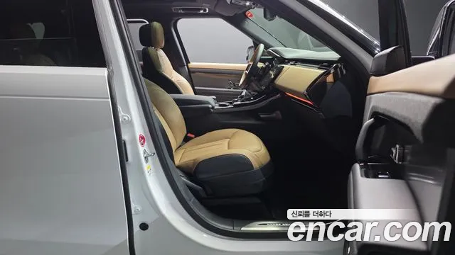 Land Rover Range Rover Sport — Фото автомобиля 16